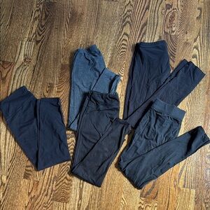 Bundle of 5 Women's Leggings - Black and Gray